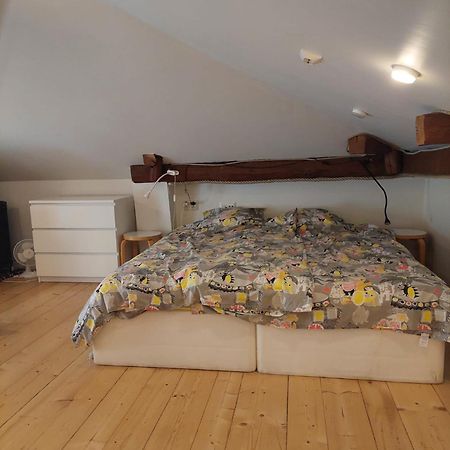 Apartament Uniikki Talo Kirjastosilta - Unique House At Centre Turku Zewnętrze zdjęcie